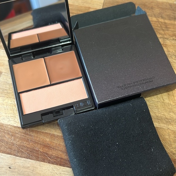 ❤️💕Surratt Beauty Perfectionist Concealer Palette 6 - Picture 3 of 10